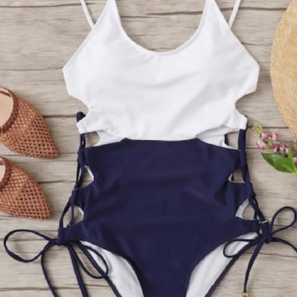 NEW Color block cut out one piece - Picture 2 of 5